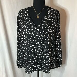 NWOT LUSH brand‎ blouse - black/white button down